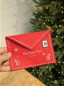 PENDENTE ENVELOPE FELTRO COM ALÇA VERMELHO 17CM