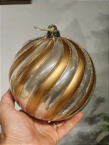BOLA DECORADA OURO ESPIRAL COM PEROLA 15CM COM 1 UNIDADE
