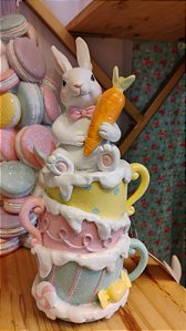 COELHO DENTRO DA XÍCARA 23CM - PRÉ VENDA 2026