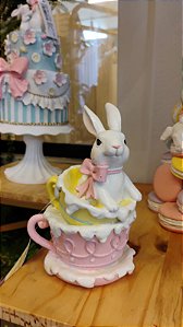 COELHA DENTRO DA XÍCARA 16CM - PRÉ VENDA 2026