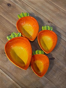 JOGO DE MEDIDORES CENOURA COM 4 UNIDADES