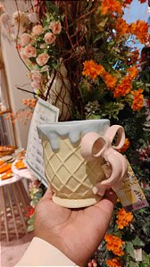 CANECA COM LAÇO 15CM - PRÉ VENDA 2026