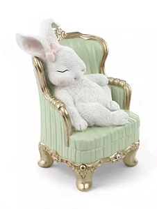 COELHO DORMINDO NA POLTRONA 21CM - PRÉ VENDA 2026