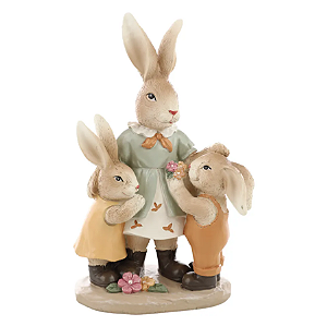 FAMÍLIA DE COELHOS DANDO ABRAÇO 17CM - PRÉ VENDA 2026