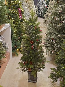 ÁRVORE PINHEIRO NO VASO COM BERRY 1,20CM 243 GALHOS - PRÉ VENDA 2026