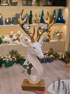 BUSTO DE RENA EM RESINA BRANCO E DOURADO COM PEROLAS 28,5CM - PRÉ VENDA 2026