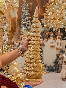 ÁRVORE EM RESINA DOURADA COM PEROLAS 53CM - PRÉ VENDA 2026