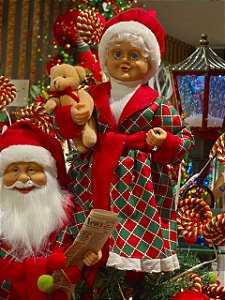 MAMÃE NOEL EM PÉ VERDE E VERMELHO 46CM - PRÉ VENDA 2026