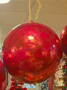 BOLA CRAQUELADA VERMELHA 20CM - PRÉ VENDA 2026