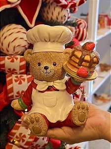 URSO COZINHEIRO COM BOLO 16CM - PRÉ VENDA 2026