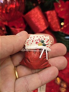 MINI SACO DE PRESENTE EM RESINA 3,9CM - PRÉ VENDA 2026