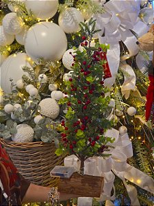 ÁRVORE DE BERRY COM LED - PRÉ VENDA 2026