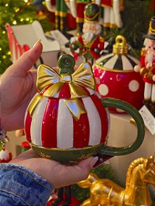 CANECA COM TAMPA BOLA DE NATAL 13CM - PRÉ VENDA 2026