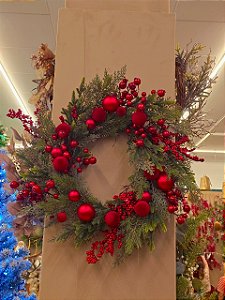 GUIRLANDA COM BOLAS E BERRYS 65CM - PRÉ VENDA 2026