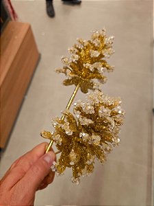 GALHO COM COM PINHAS COM GLITTER DOURADO 62CM - PRÉ VENDA 2026