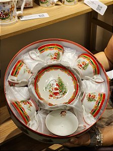 KIT XÍCARAS COM PIRES PAPAI NOEL 14,5CM COM 6 UNIDADES - PRÉ VENDA 2026