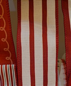 FITA ARAMADA DUPLA FACE LINHO VERMELHO E BRANCO FUNDO VERMELHO 6,3CM - PRÉ VENDA 2026