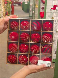 KIT BOLAS VELUDO FORMAS VERMELHA 6CM COM 16 UNIDADES - PRÉ VENDA 2026