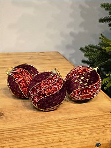 BOLA VERMELHA TRABALHADA 10CM COM 3 UNIDADES