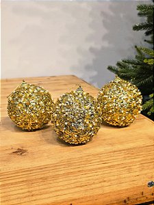 BOLA TRABALHADA DOURADA 10CM COM 3 UNIDADES