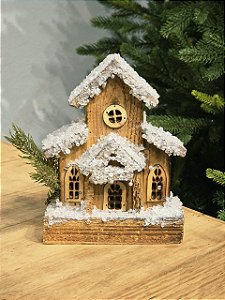 CASA DE MADEIRA COM LED NATURAL COM USB 18CM