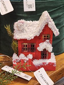 CASA DE MADEIRA COM LED VERMELHA COM USB 15CM - PRÉ VENDA 2026