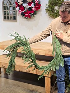 FESTÃO DECORADO COM GALHOS REALISTA 1,80CM