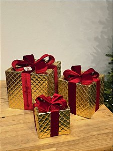 TRIO DE CAIXA DE PRESENTE DOURADA COM LAÇO VERMELHO COM LED WARM
