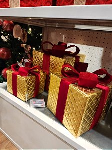 TRIO DE CAIXA DE PRESENTE COM LED WARM DOURADA - PRÉ VENDA 2026