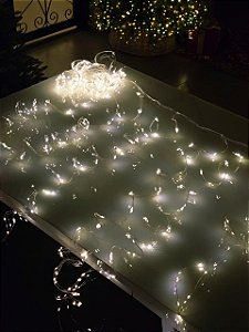 CORTINA FIO DE FADA 3X1 METRO COM 800 LEDS WARM BIVOLT