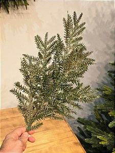 GALHO DE PINHEIRO DECORATIVO COM BRILHO 70CM