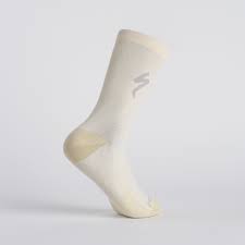 MEIA PARA CICLISMO MODELO SOFT AIR TALL LOGO USO ADULTO UNISSEX, COMPOSICAO MALHA DE FIBRAS SINTETICAS 55% R$ 120,00