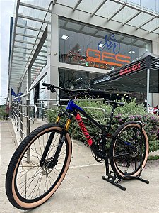 BICICLETA MTB FULL ARO (29) REDSTONE BLADE SHIMANO DEORE 12V FREIO DISC HIDRÁULICO QUADRO 15 (P) COR CINZA