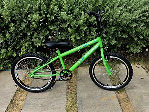 BICICLETA ARO (20) MASCULINA COR VERDE S/C MARCHA MILANO FAST
