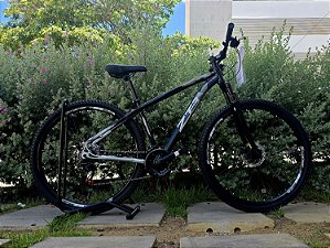BICICLETA MTB ARO 29 ZT3 ALUMINIO 21V IMPORTADO FREIO DISC MECÂNICO 17 (M) PRETO/PRATA