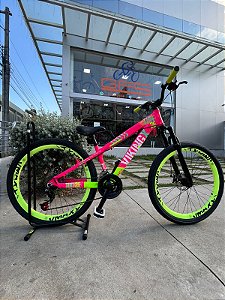 BICICLETA MTB FREERIDE ARO (26) VIKINGX TUFF-25 CAMBIO 21 VELOCIDADES FREIO DISC MECÂNICO COR ROSA/VERDE