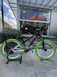 BICICLETA MTB FREERIDE ARO (26) VIKINGX TUFF X-44 CAMBIO 8 VELOCIDADES(1x8) FREIO DISC HIDRÁULICO COR PRETO/BRANCO/VERDE