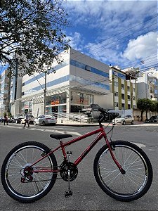 BICICLETA ARO (24) FEMININA COR VERMELHA C/MARCHA 18V FREIO V-BRAKE MARCA MILANO AUTUNM REBAIXADO