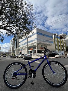 BICICLETA ARO (24) MASCULINA COR AZUL C/MARCHA FREIO V-BRAKE MARCA MILANO AUTUNM REBAIXADO