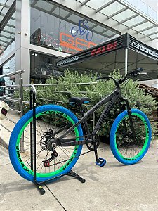 BICICLETA MTB FREERIDE ARO (26) VIKINGX TUFF X-25 CAMBIO 7VELOCIDADES (1X7) FREIO DISCO MECÂNICO COR GRAFITE/VERDE/AZUL