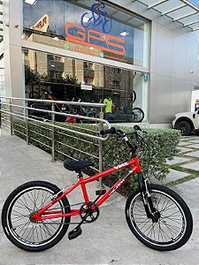 BICICLETA ARO (20) MASCULINA COR VERMELHA/PRETO S/MARCHA FREIO V-BRAKE MARCA VELOOH CROSS