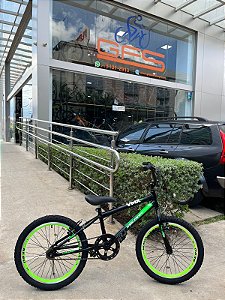 BICICLETA ARO (20) MASCULINA COR PRETA/VERDE NEON S/MARCHA FREIO V-BRAKE MARCA VELOOH CROSS COLOR