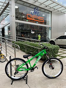 BICICLETA MTB FREERIDE ARO (26) VIKINGX TUFF X-25 CAMBIO 8 VELOCIDADES (1x8) FREIO DISC HIDRÁULICO COR VERDE