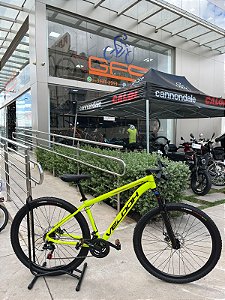 BICICLETA MTB ARO (29) VELOOH START 21 VELOCIDADES FREIO A DISCO MECÂNICO TAMANHO 17 (M) COR AMARELO NEON