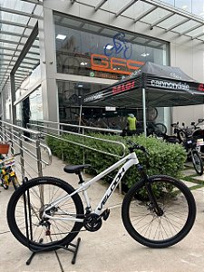 BICICLETA MTB ARO (29) VELOOH START 21 VELOCIDADES FREIO A DISCO MECÂNICO TAMANHO 15 (G) COR BRANCA