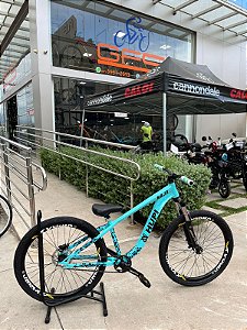 BICICLETA MTB FREERIDE ARO (26) HUPI NAJA KIT SINGLE S/ MARCHA FREIO DISC HIDRÁULICO TRASEIRO SHIMANO COR AZUL TURQUEZA