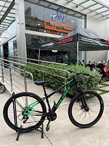 BICICLETA MTB ARO (29) VELOOH START 21 VELOCIDADES FREIO A DISCO MECÂNICO TAMANHO 15 (P) COR PRETO/VERDE