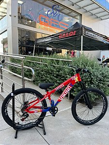 BICICLETA MTB FREERIDE ARO (26) VIKINGX TUFF-25 KIT 7 VELOCIDADES FREIO DISC HIDRÁULICO TRASEIRO COR VERMELHO/AZUL