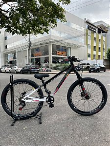 BICICLETA MTB FREERIDE ARO (26) VIKINGX TUFF-X44 CAMBIO 7 VELOCIDADES (1X7) FREIO DISC HIDRAULICO COR BRANCA/PRETO/ROSA