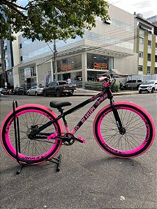 BICICLETA MTB FREERIDE ARO (26) HUPI STRIP KIT SINGLE (SEM MARCHA) FREIO DISC TRASEIRO SHIMANO MT200 COR PRETO/ROSA